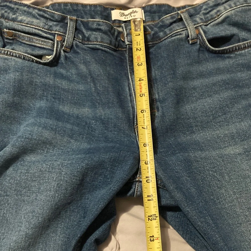 Wrangler Women's Straight Leg Blue Jeans - Picture 9 of 12